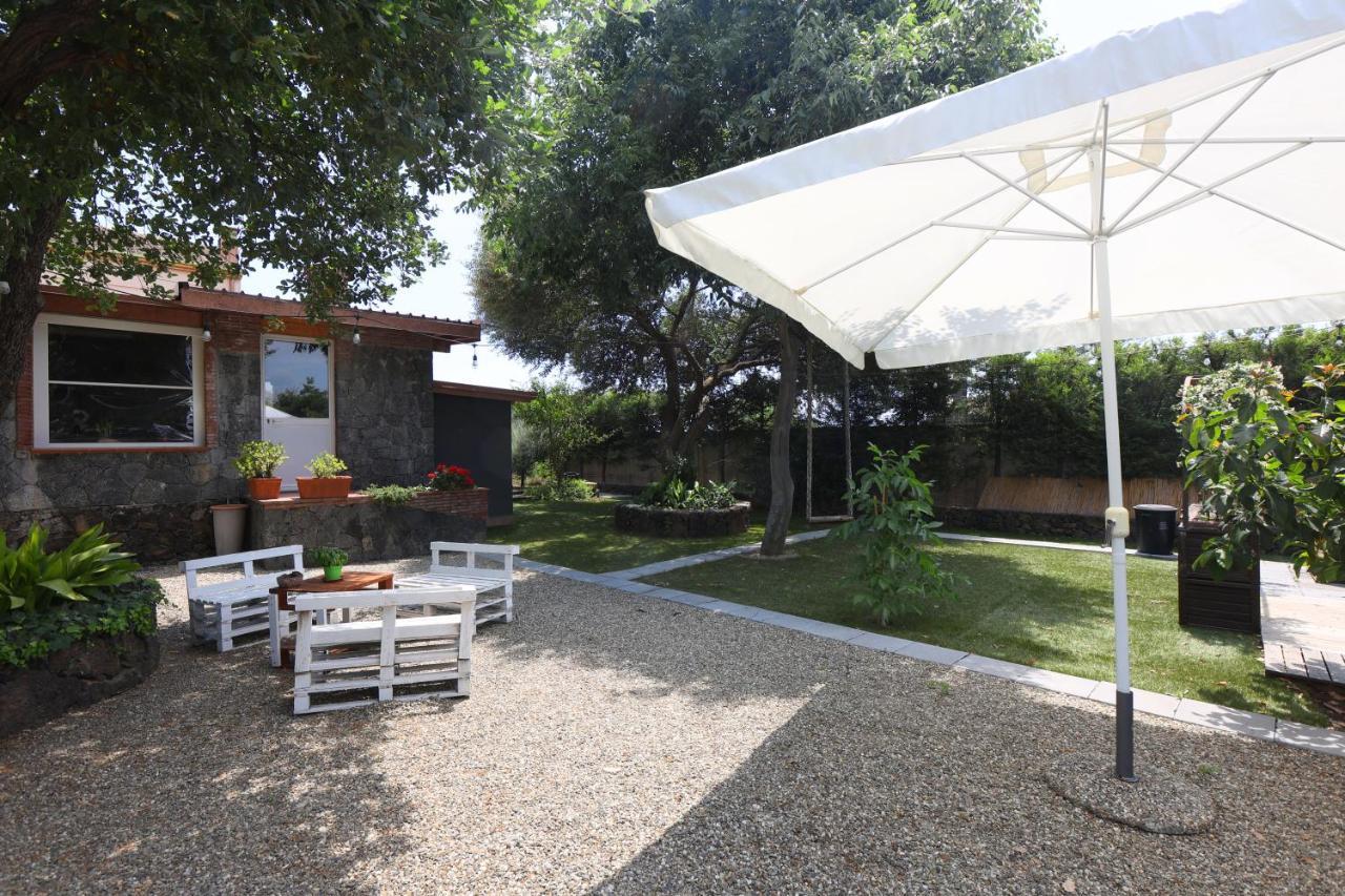 Casa Delle Foglie Vila San Giovanni La Punta Exterior foto